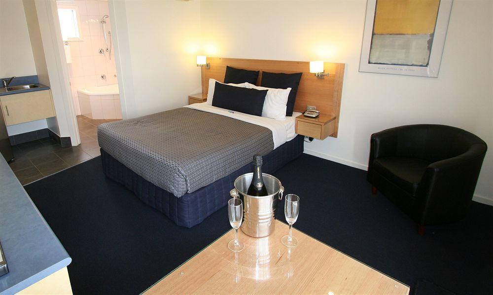 Hamilton Townhouse Motel Buitenkant foto