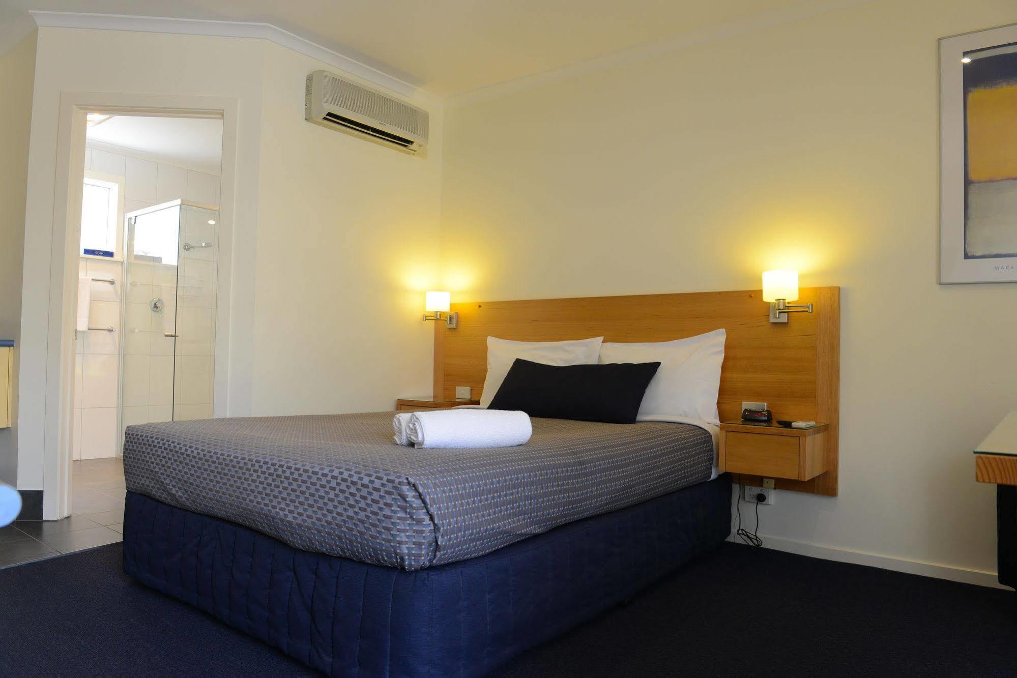 Hamilton Townhouse Motel Buitenkant foto