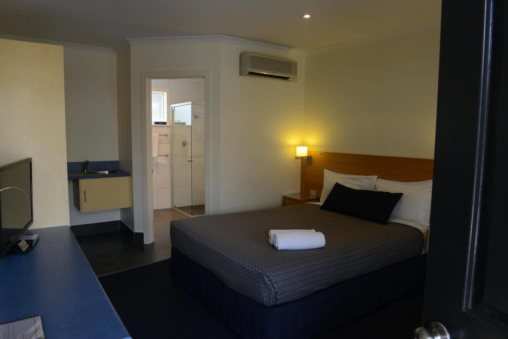Hamilton Townhouse Motel Buitenkant foto