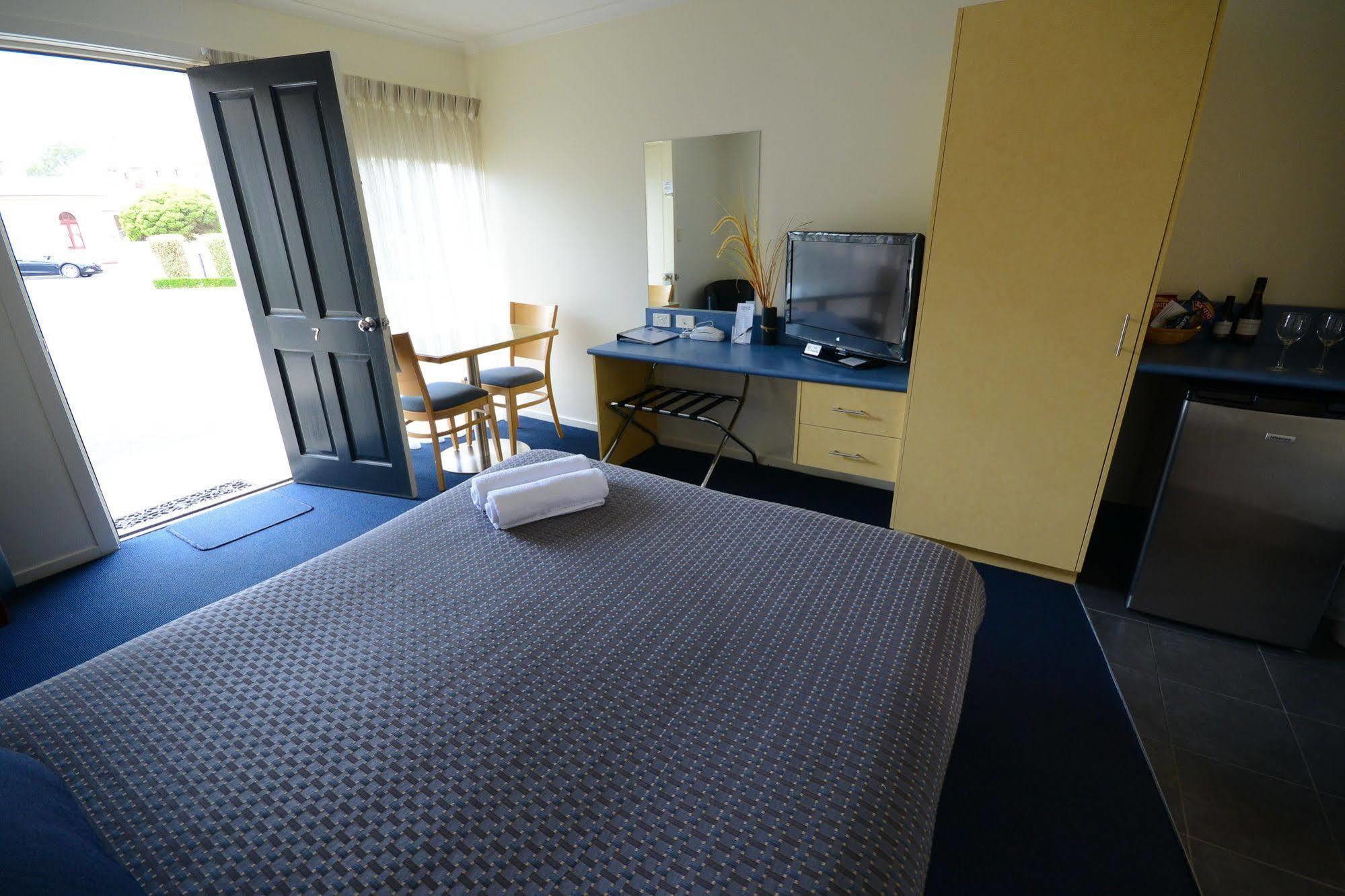 Hamilton Townhouse Motel Buitenkant foto